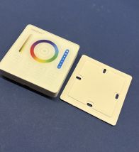 Battery powered single zone RGBCCT Wall controller 